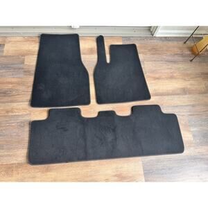 Genuine OEM Tesla Model Y Floor Mats Carpet Interior Original 2026 JUNIPER NEW